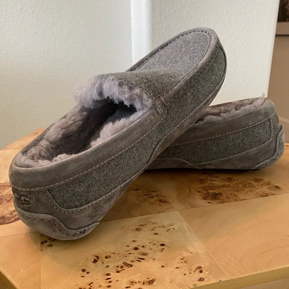 UGG Men’s Ascot Slipper - Picture 5 of 8